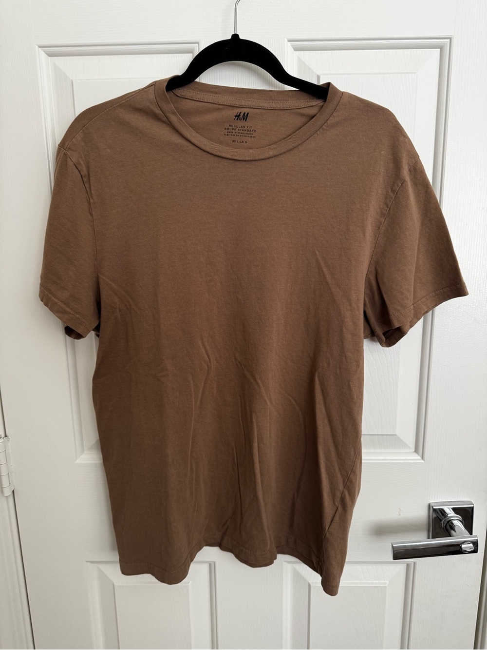 H&M Men's Taupe Brown Crewneck Short Sleeve Tee